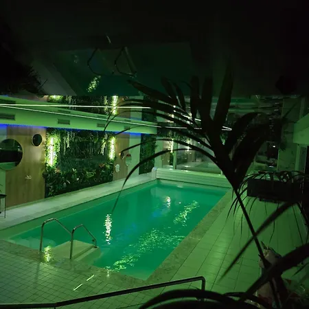 Apartment Paradiso Pool Spa Apartment *